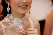 台山人妖皇后(中国富豪娶人妖皇后)
