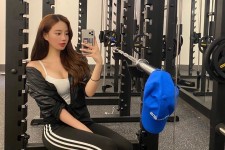 台山我是一名瑜伽锻练外加兼职模特(我是一名瑜伽锻练外加兼职模特小说)