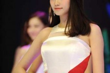 台山成都特大模特兼职**(成都服拆模特兼职是实的吗)