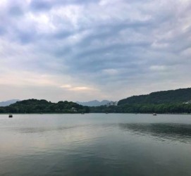 台山杭州自助游(杭州自助游旅游攻略)