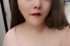 台山美院系花兼职死商务模特(美院系花兼职商务模特第2部一边看球一边玩)