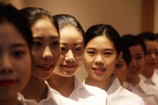 台山私人伴游招聘 度假区万元月薪招“泳装伴游”