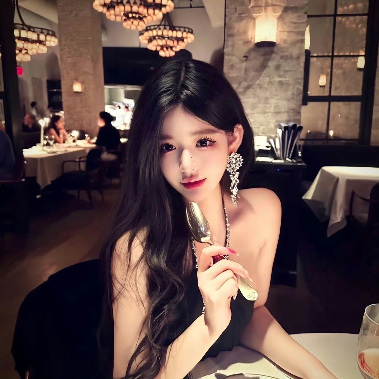 台山伴游女生蓝盈盈的资料